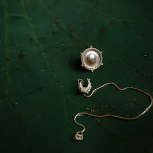 Dichotomy Sun & Moon Nose Chain